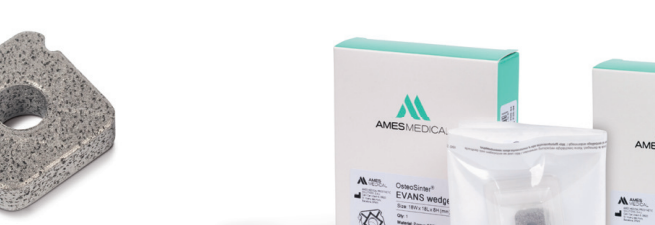 OsteoSinter® EVANS și COTTON — pană din titan poros și ambalajul steril al gamelor EVANS și COTTON (material AMES Medical)